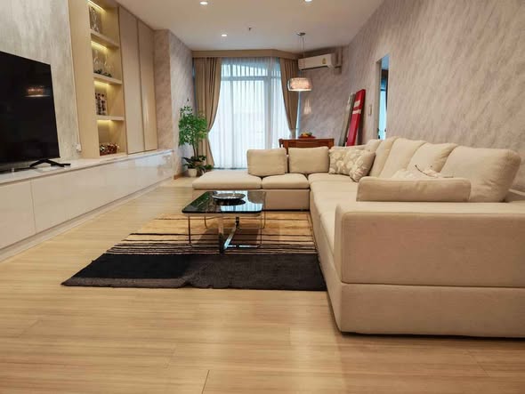 living room of Baan Sathorn Chao Phraya