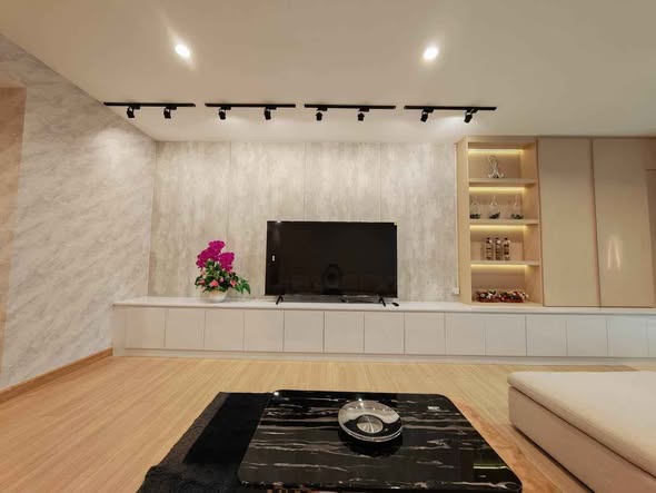 living room of Baan Sathorn Chao Phraya