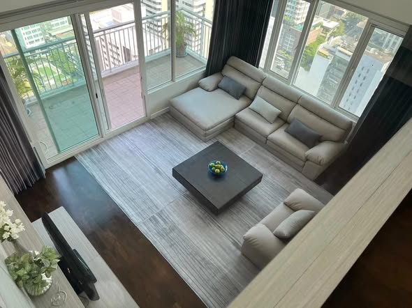 living room and room interior of Baan Siri Twenty Four