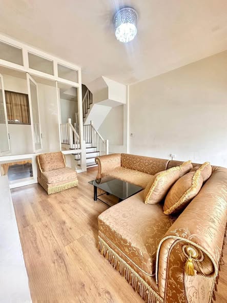 living room of Ban Klang Muang Ratchada-Meng Chai 1