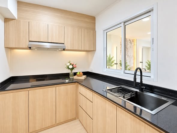 kitchen of Bang Na Place Condo
