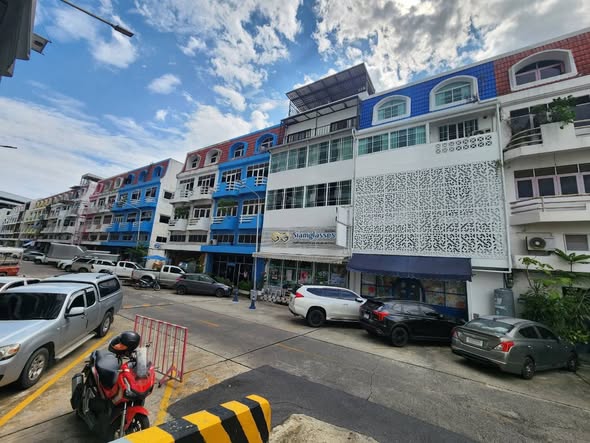 Bangkhae Condo Town