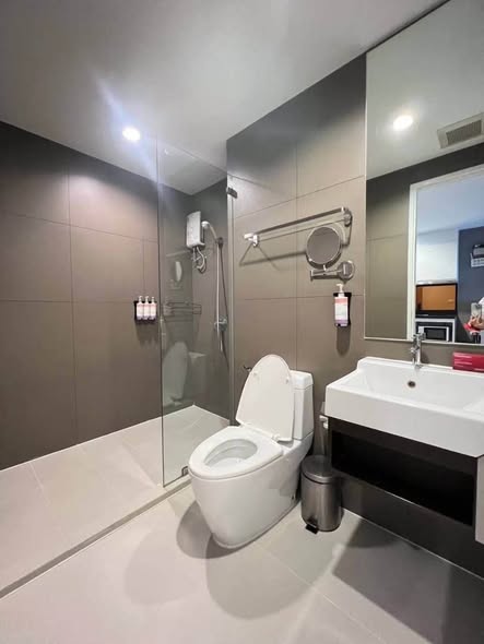 bathroom of อัพเอกมัยคอนโดมิเนียม