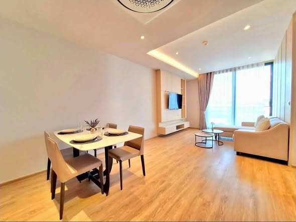 living room of Bearing Residence