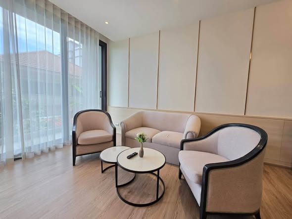 living room and room interior of Bearing Residence