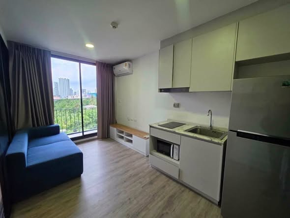 bedroom of Beat Bangwa Interchange
