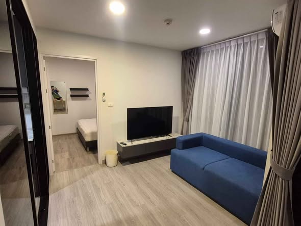 bedroom and living room of Beat Bangwa Interchange