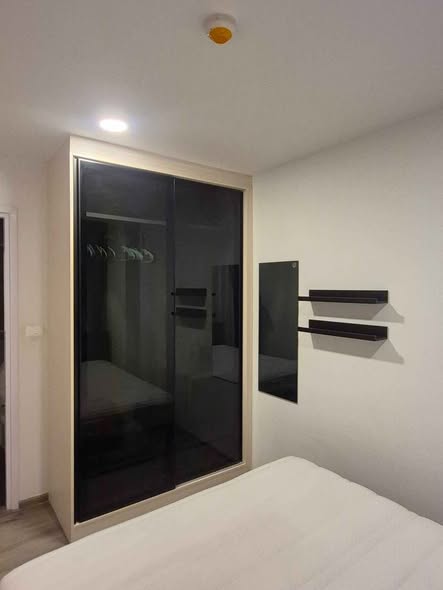 bedroom and room interior of Beat Bangwa Interchange