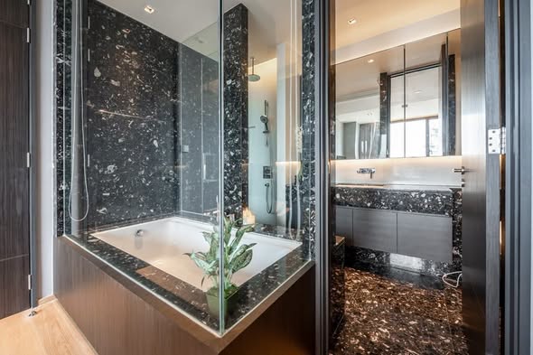 room interior and bathroom of BEATNIQ