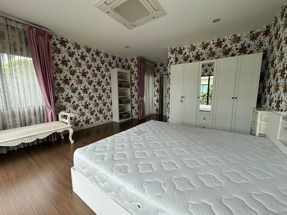 bedroom of บ้านลุมพินี สวนหลวง ร.๙