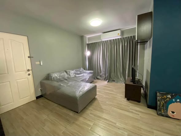 bedroom of คอนโดบ้านสวนลาซาล