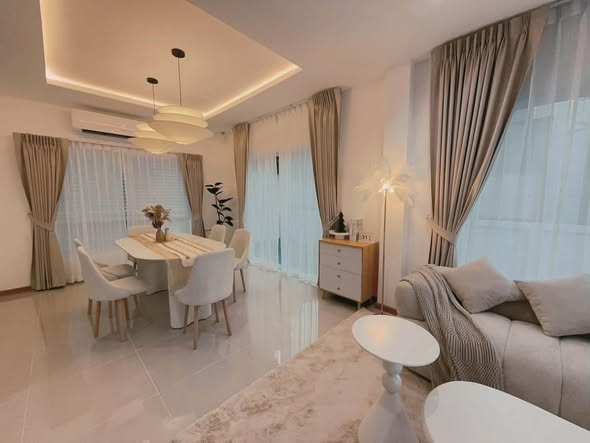 bedroom and living room of คาซ่า พรีเมี่ยม ราชพฤกษ์-แจ้งวัฒนะ