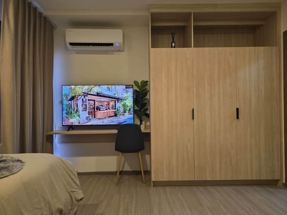 bedroom and room interior of เดอะมูฟ ประดิพัทธ์