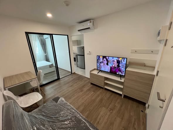 bedroom and room interior of เสนาคิทท์ สำโรง อินเตอร์เชนจ์ (สำนักงานขาย)
