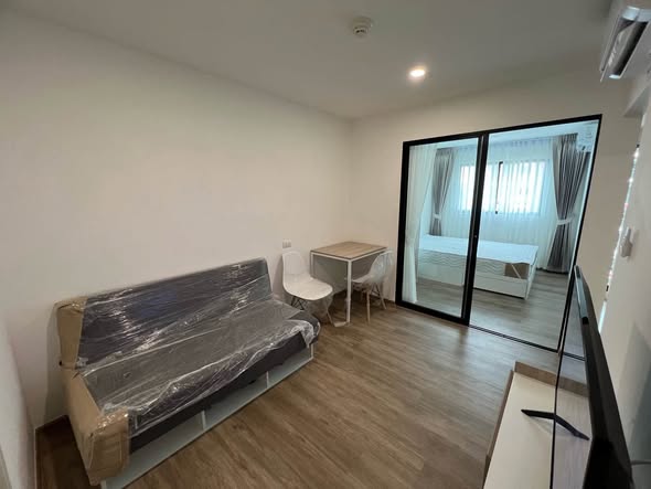 bedroom and room interior of เสนาคิทท์ สำโรง อินเตอร์เชนจ์ (สำนักงานขาย)