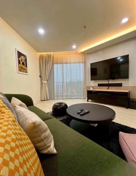 bedroom and living room of Belle Grand Rama 9
