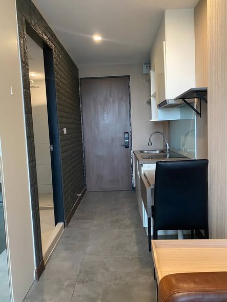 room interior of Beyond Sukhumvit Condominium