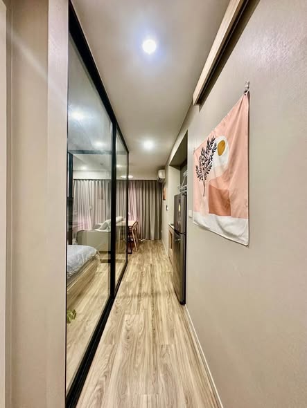 Blossom Condo Sathon-Charoen Rat