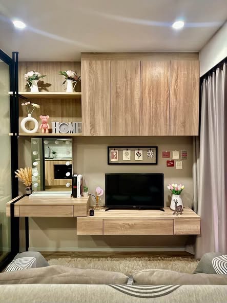 living room and room interior and bathroom of Blossom Condo Sathon-Charoen Rat