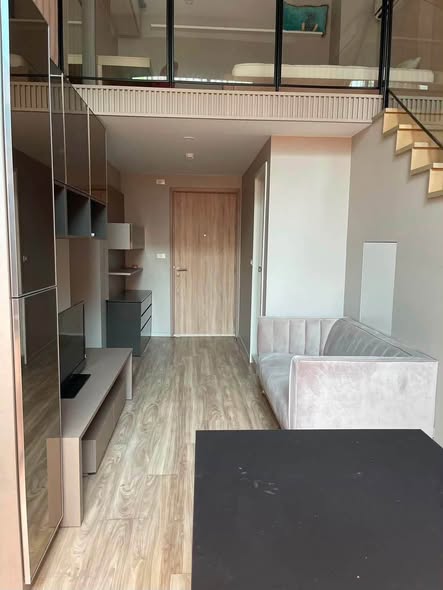 room interior of Blossom Condo Sathon-Charoen Rat