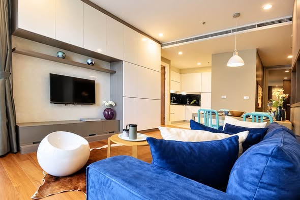 living room and bedroom of Bright Sukhumvit 24