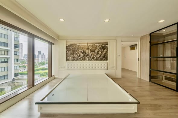 living room and room interior of Bright Sukhumvit 24