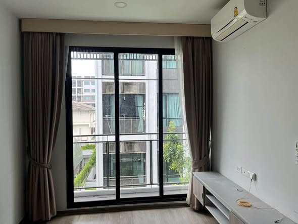 bedroom of BRIXTON Pet&Play Sukhumvit107