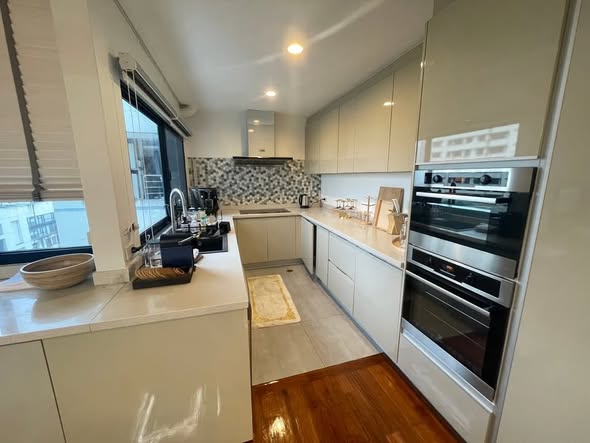 room interior and kitchen of B.T. Residence
