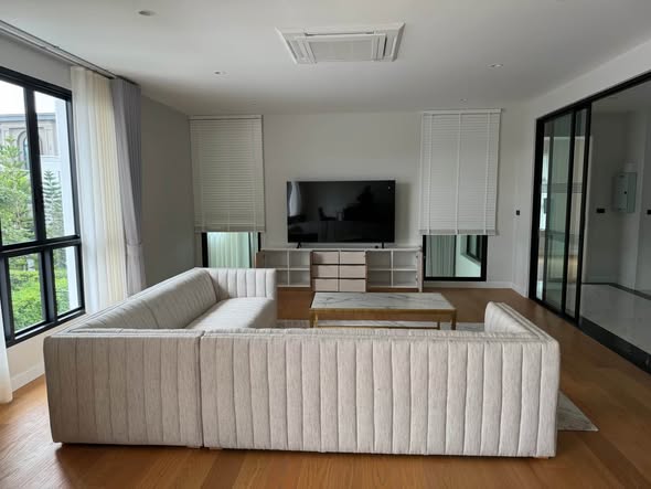 living room and room interior of Burasiri Krungthep Kreetha