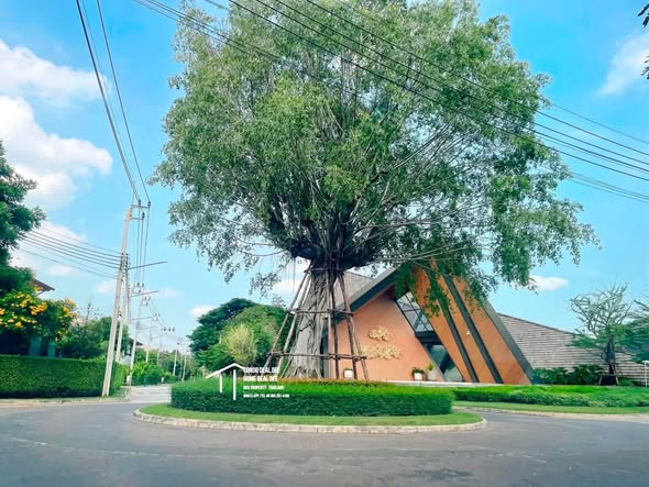 บุราสิริ พัฒนาการ Burasiri Pattanakarn