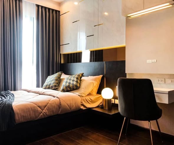 bedroom of C Ekkamai Condominium