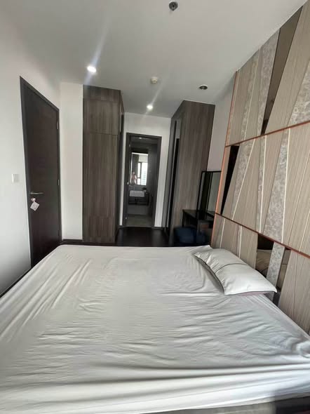 bedroom of C Ekkamai Condominium