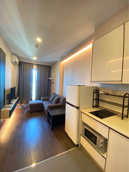 bedroom of C Ekkamai Condominium