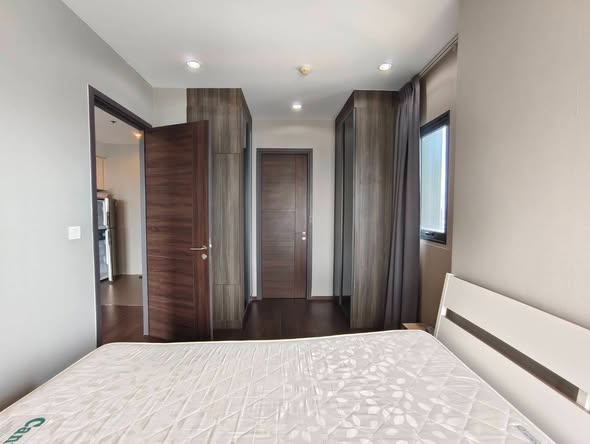 bedroom and room interior of C Ekkamai Condominium