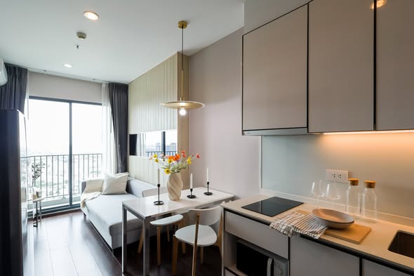 C Ekkamai Condominium