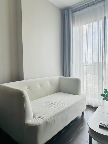 living room of C Ekkamai Condominium
