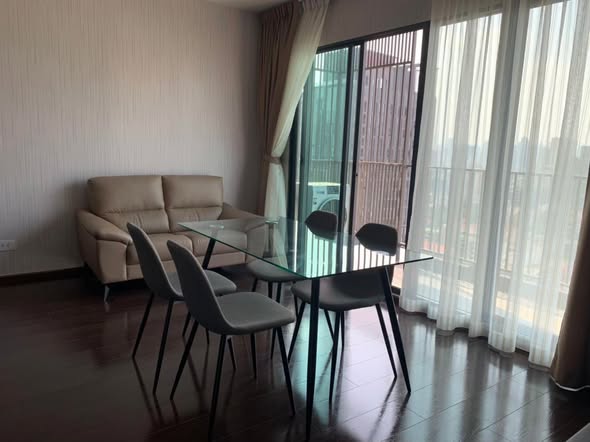 room interior of C Ekkamai Condominium