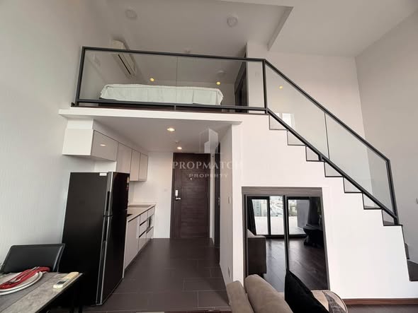room interior of C Ekkamai Condominium