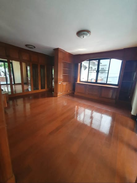 Casa Presto House Wongwan-Pinklao | Q House