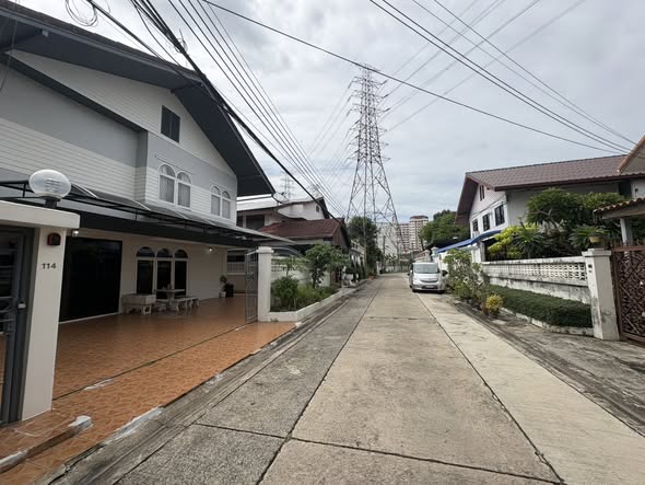 Casa Presto House Wongwan-Pinklao | Q House