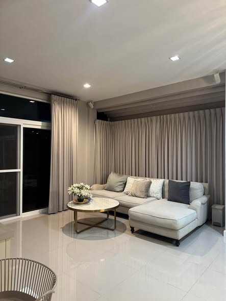 living room and bedroom of Casa Ville Donmuang-Songprapa