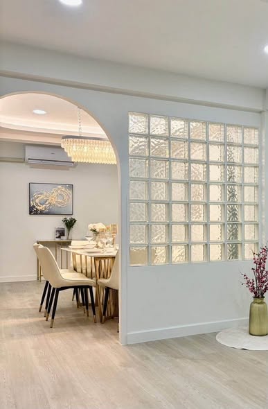 room interior of CASA@20: Premium studios: monthly and long stay rentals – please whatsapp for details.