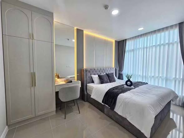 bedroom of CC Condominium 1