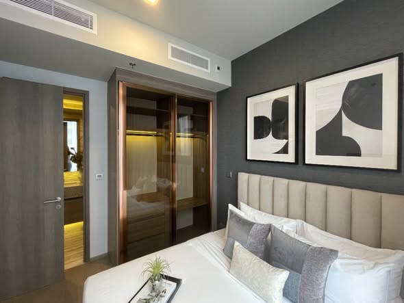 bedroom of Celes Asoke
