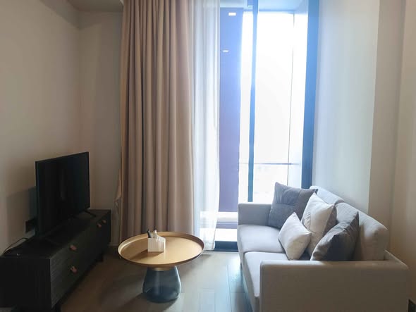 living room of Celes Asoke