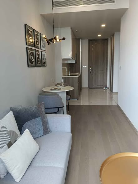living room of Celes Asoke