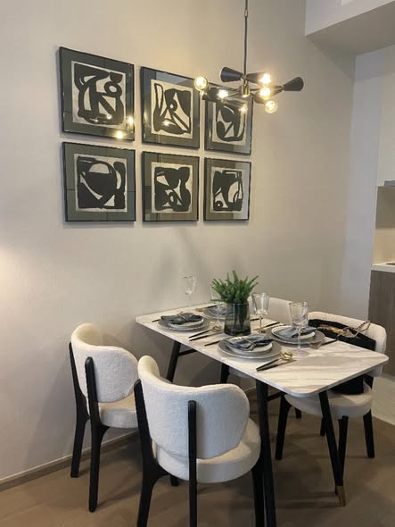 room interior of Celes Asoke