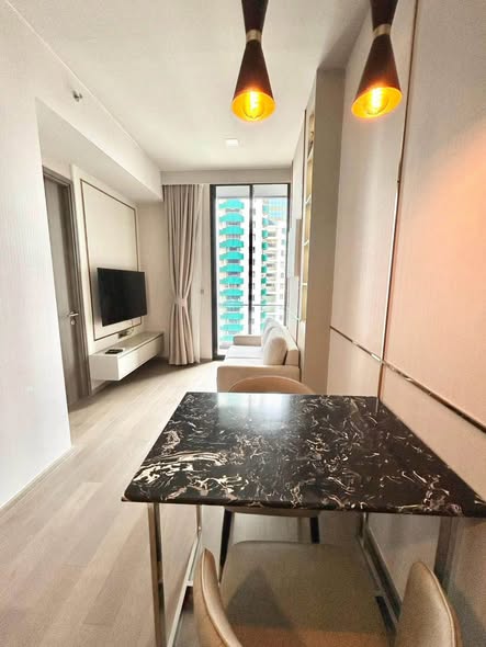 room interior of Celes Asoke