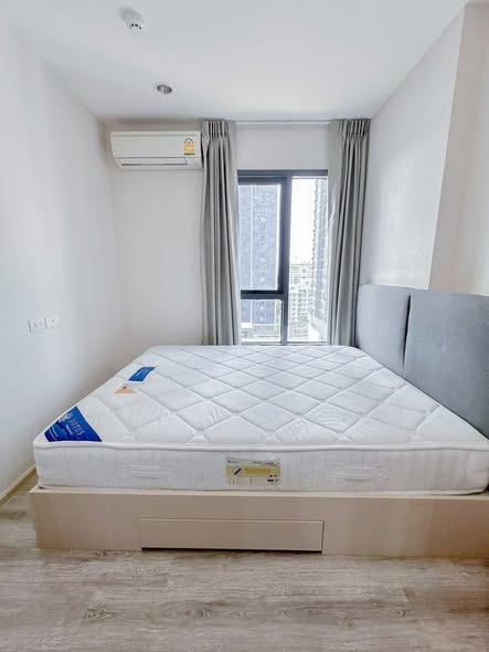 bedroom of Centric Ari Station