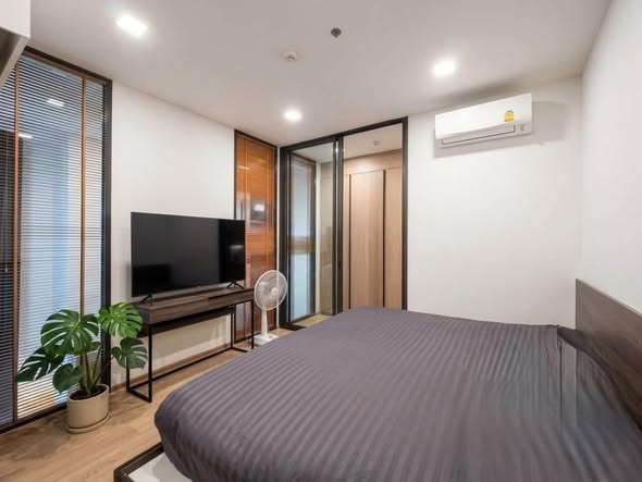 bedroom and room interior of Centric Ratchayothin